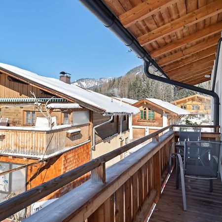 Elegant Apartment In Saalfelden With Balcony Esterno foto