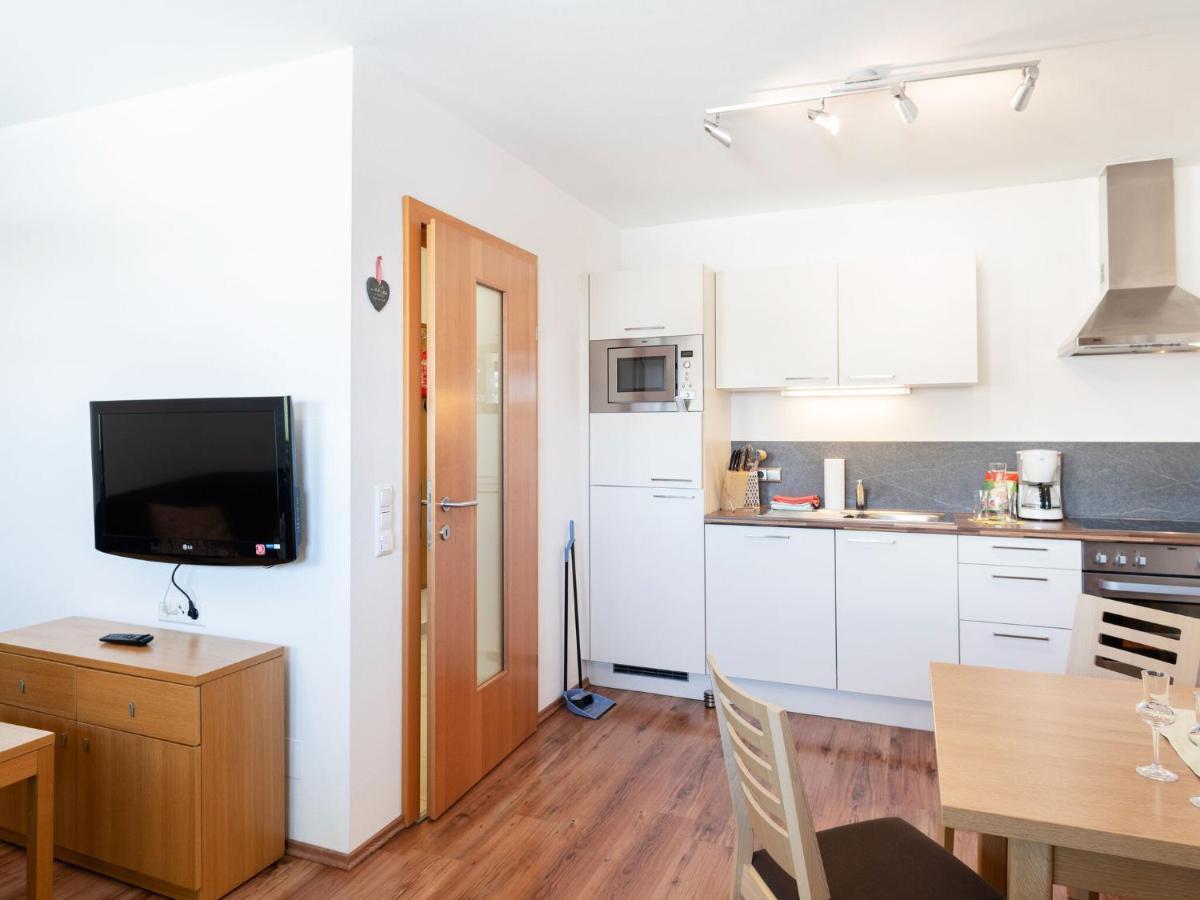 Elegant Apartment In Saalfelden With Balcony Esterno foto