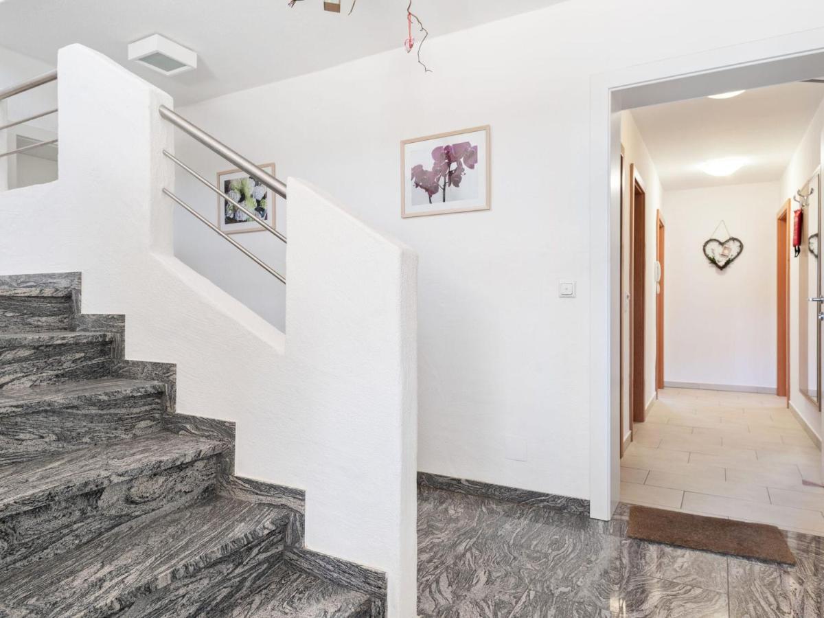 Elegant Apartment In Saalfelden With Balcony Esterno foto