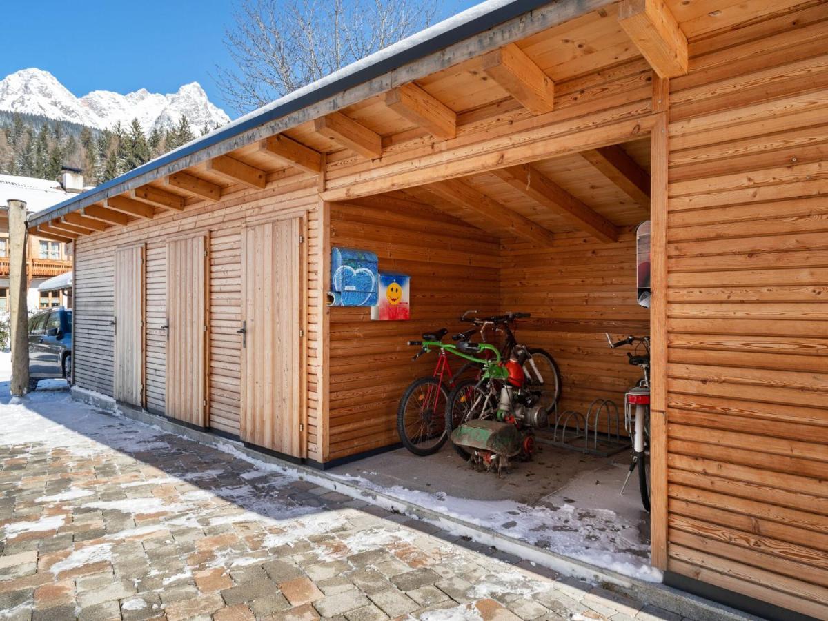 Elegant Apartment In Saalfelden With Balcony Esterno foto